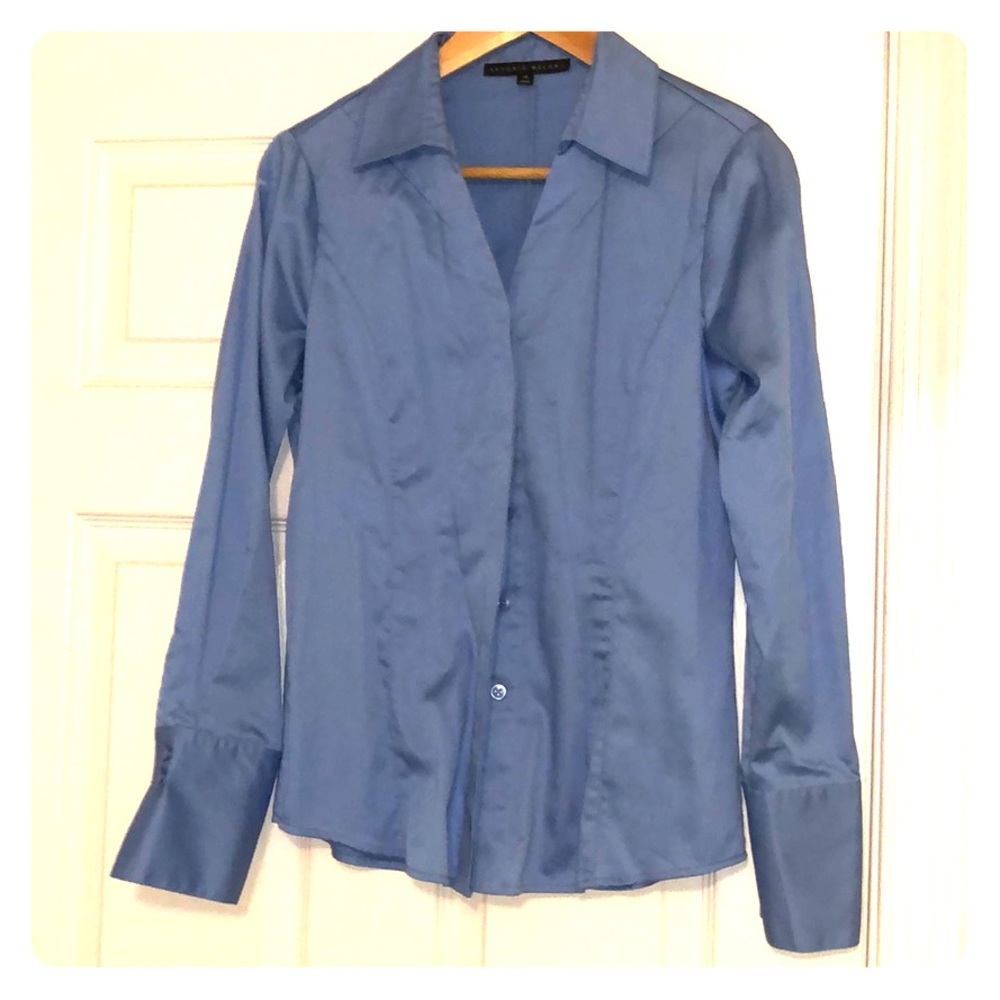 Antonio Melani V-neck Button Down Stretchy shirt